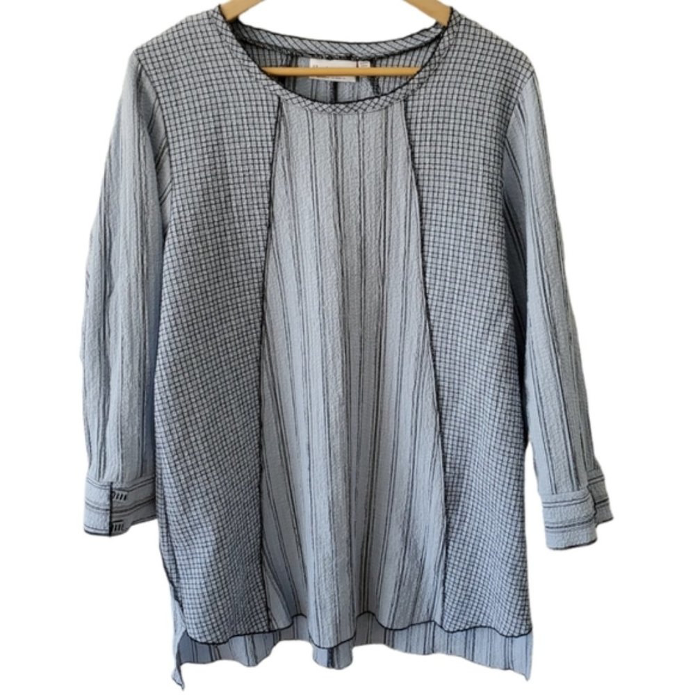 Habitat Blue and Black Flowy Tunic Sz M